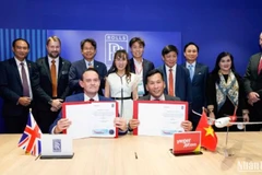 Vietjet và Rolls-Royce ký kết đặt hàng thêm 40 động cơ Trent 7000 dành cho đội bay A330neo.