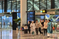 Tạng hiến được chuyển từ bệnh viện Nhân dân Gia Định đến sân bay Tân Sơn Nhất bay ra Huế trên chuyến bay Vietnam Airlines sáng sớm 29/6.
