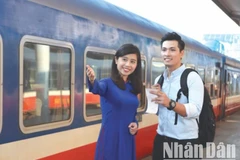 Ngành đường sắt triển khai ưu đãi giảm 10% giá vé cho học sinh thi đại học.