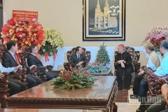 Đồng chí Trịnh Văn Quyết, Bí thư Trung ương Đảng, Trưởng ban Tuyên giáo và Dân vận Trung ương và đoàn công tác thăm, chúc mừng Giáng sinh 2025 Tòa Tổng Giám mục Tổng Giáo phận Thành phố Hồ Chí Minh.