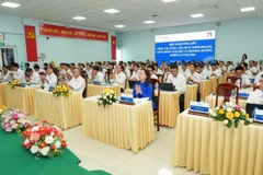 Các đại biểu dự hội nghị. 