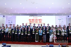 Ban Chấp hành HoREA nhiệm kỳ 2025-2030 ra mắt đại hội. 