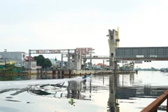 Dự án ngăn triều 10.000 tỷ đồng đã ngừng thi công từ năm 2020 tới nay. 