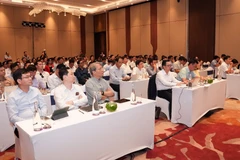 Toàn cảnh hội nghị.