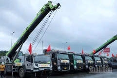 Tổng công ty Đầu tư phát triển đường cao tốc Việt Nam (VEC) khởi công dự án xây dựng mở rộng đoạn Yên Bái-Lào Cai thuộc tuyến cao tốc Nội Bài-Lào Cai.
