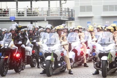 Các lực lượng chức năng Công an Thành phố Hồ Chí Minh ra quân trấn áp tội phạm.