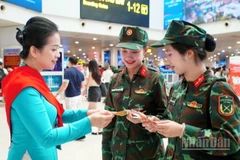 Chuyến bay VN9213 hành trình Hà Nội-Thành phố Hồ Chí Minh của Vietnam Airlines đã đưa hơn 360 chiến sĩ đã hoàn thành nhiệm vụ quan trọng tại Đại lễ A80.