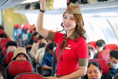 Vietjet dành tặng hành khách hàng nghìn vé bay khắp Việt Nam và quốc tế giảm đến 99% (chưa bao gồm thuế, phí) cùng ưu đãi tặng thêm 20 kg hành lý ký gửi.