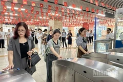 Hà Nội Metro phối hợp các đơn vị liên quan triển khai thử nghiệm giải pháp định danh, xác thực điện tử và nhận diện sinh trắc học trên toàn tuyến đường sắt đô thị số 2A Cát Linh-Hà Đông.
