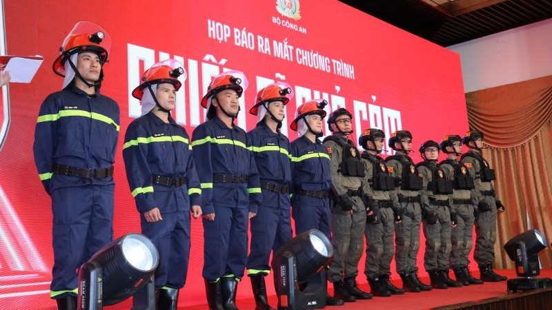 Các nghệ sĩ, diễn viên trong vai Chiến sĩ quả cảm trên VTV3.