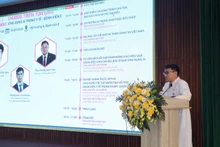 Tiến sĩ, bác sĩ Nguyễn Công Hựu, Giám đốc Bệnh viện E phát biểu.