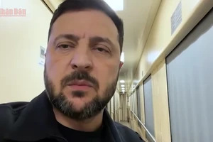 [Video] Tổng thống Ukraine tuyên bố dự thảo hòa bình của Mỹ “có tiến triển” 