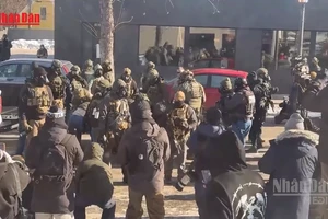 [Video] Nhà Trắng bảo vệ lực lượng ICE trong vụ nổ súng chết người tại Minneapolis