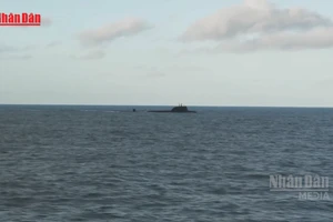 [Video] Tàu ngầm Kazan của Nga diễn tập, đánh trúng mục tiêu cách 300 km 