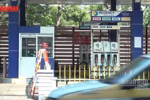 [Video] Myanmar quy định thứ Tư làm việc tại nhà để tiết kiệm nhiên liệu 