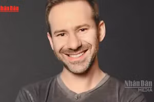 [Video] Chủ sở hữu nền tảng OnlyFans qua đời ở tuổi 43 vì ung thư 