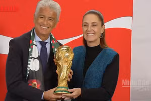 [Video] Đề xuất rút ngắn năm học vì World Cup gây tranh cãi tại Mexico 