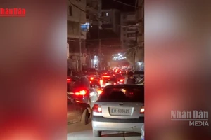 [Video] Hơn 30.000 người Liban phải sơ tán vì giao tranh Israel – Hezbollah 