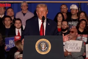 [Video] Giao tranh Thái Lan – Campuchia tiếp diễn