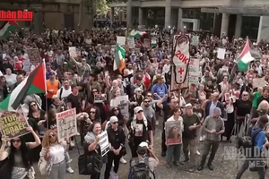 [Video] Hàng nghìn người Australia biểu tình phản đối Tổng thống Israel I. Herzog 