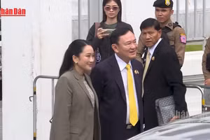 [Video] Cựu Thủ tướng Thái Lan Thaksin Shinawatra được ân xá 