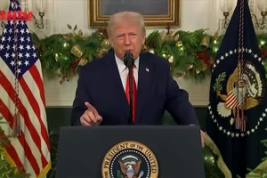 [Video] Tổng thống Mỹ ca ngợi bản thân dù chỉ số tín nhiệm sụt giảm 