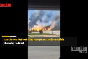 [Video] Giá dầu tăng vọt sau khi Iran tấn công các cơ sở dầu khí vùng Vịnh 