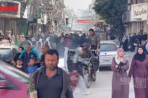 [Video] Người dân Dải Gaza đón lễ Eid trong gian khó, cửa khẩu Rafah mở hạn chế 