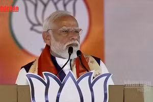 [Video] Thủ tướng Ấn Độ N. Modi kêu gọi người dân chi tiêu tiết kiệm 1 năm 