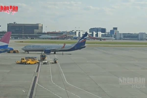 [Video] Các hãng bay Nga mở chuyến bay sơ tán công dân khỏi Cuba 