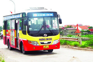 Nhiều tuyến xe buýt tăng cường nhằm bảo đảm phục vụ nhu cầu đi lại của người dân.