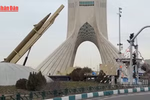 [Video] IRGC cảnh báo tấn công “dữ dội” nếu tàu Iran bị nhắm mục tiêu 