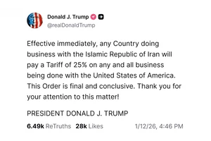 [Video] Mỹ áp thuế 25% đối với các đối tác thương mại của Iran 