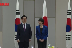 [Video] Nhật Bản và Hàn Quốc thúc đẩy quan hệ giữa căng thẳng khu vực 