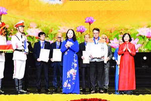 Kỹ sư Lưu Hoàng Phương được trao danh hiệu Công dân Thủ đô ưu tú năm 2025.