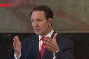 [Video] Đặc phái viên tuyên bố Mỹ không tìm cách thôn tính Greenland