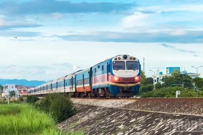 Công ty cổ phần Vận tải đường sắt ra thông báo ngừng chạy tàu NA1, NA2 và tàu SE9 xuất phát ngày 25/8 do ảnh hưởng bão số 5. (Ảnh minh họa)