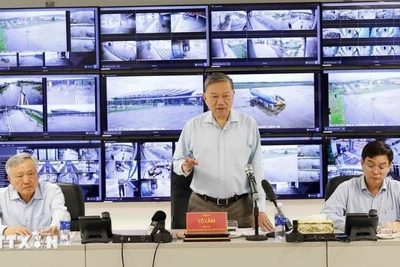 Tổng Bí thư Tô Lâm phát biểu tại cuộc làm việc với lãnh đạo thành phố Huế. (Ảnh: TTXVN)