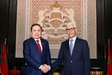 Chủ tịch Hạ viện Morocco Rachid Talbi Alami đón Chủ tịch Quốc hội Trần Thanh Mẫn. (Ảnh: Doãn Tấn/TTXVN)