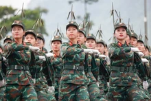 Bộ đội hợp luyện chuẩn bị cho Lễ kỷ niệm, diễu binh, diễu hành 80 năm Cách mạng tháng Tám thành công và Quốc khánh 2/9. (Ảnh: TV)