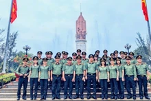 Cán bộ, chiến sĩ Phòng An ninh nội địa, Công an tỉnh Đồng Nai về nguồn tại Căn cứ Ban An ninh Trung ương Cục miền Nam - tỉnh Tây Ninh. 
