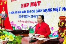 Phó Bí thư Thường trực Tỉnh ủy Sóc Trăng Hồ Thị Cẩm Đào phát biểu tại buổi họp mặt.