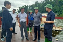Ban Chỉ huy Phòng thủ dân sự xã Đoài Phương (Hà Nội) tổ chức kiểm tra thực địa tại hồ Đồng Mô.