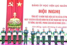 Đảng ủy Học viện Lục quân trao Bằng khen, Giấy khen tặng các tập thể, cá nhân đạt thành tích xuất sắc trong thực hiện Chỉ thị số 05.