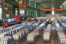 Thép thành phẩm của công ty sắt thép Shougang Jingtang Untied ở thị trấn Đường Sơn, tỉnh Hà Bắc, Trung Quốc. (Ảnh: THX/TTXVN)