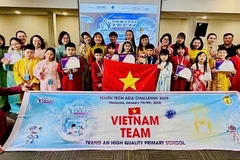 Đoàn học sinh Trường tiểu học Tràng An giành được thành tích xuất sắc tại Cuộc thi Công nghệ trẻ châu Á.