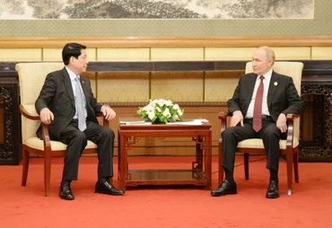 Chủ tịch nước Lương Cường hội kiến Tổng thống Liên bang Nga Vladimir Putin. (Ảnh: Hữu Hưng)