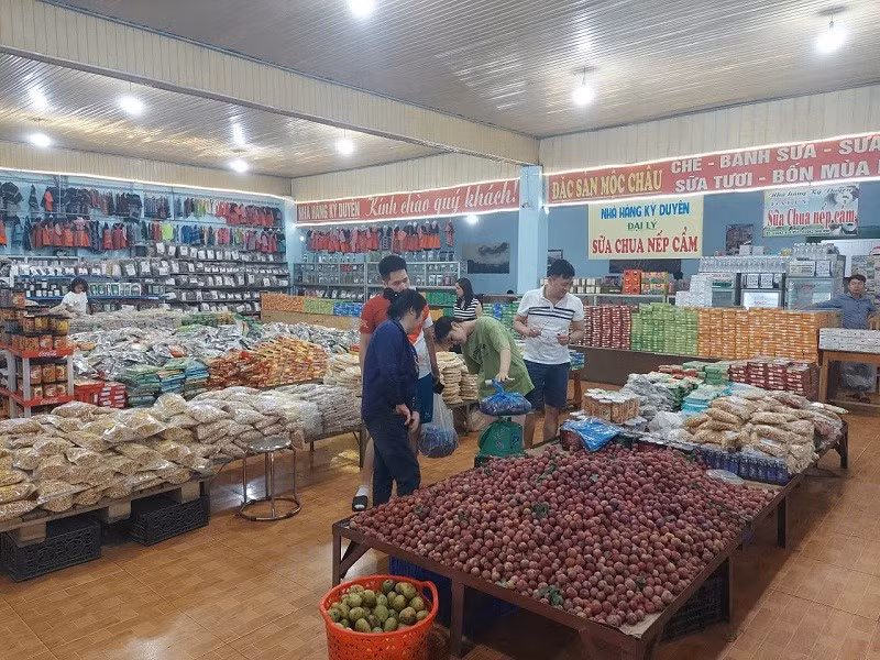 Có thể truy đến tài sản cá nhân của những người tham gia hộ kinh doanh để bảo đảm thi hành quyết định xử phạt. (Ảnh: THÙY LINH)