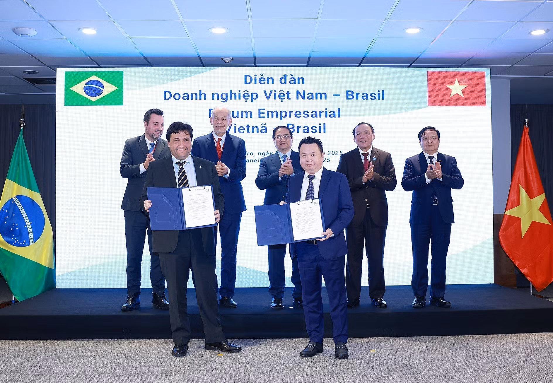 vna-potal-thu-tuong-du-dien-dan-doanh-nghiep-viet-nam-brazil-8133313.jpg