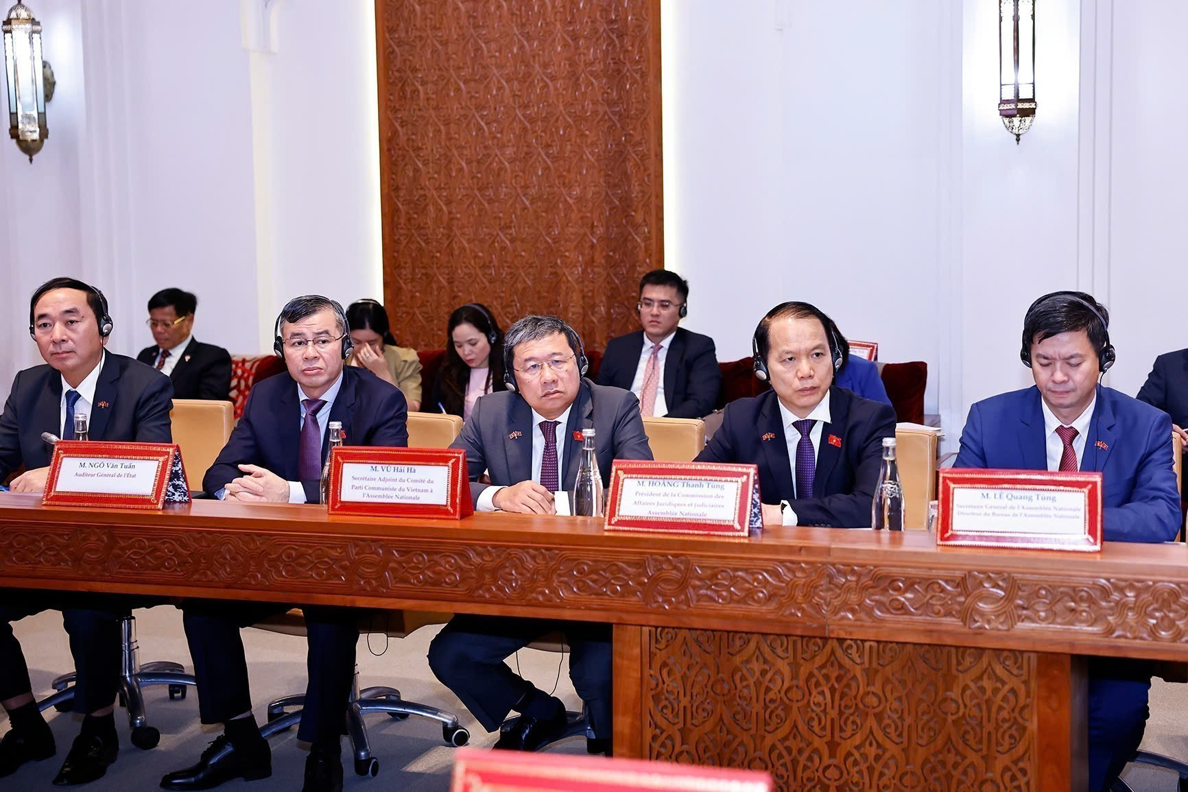 vna-potal-chu-tich-quoc-hoi-tran-thanh-man-hoi-dam-voi-chu-tich-ha-vien-maroc-8171770.jpg